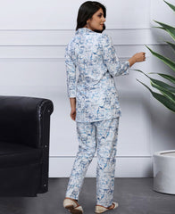 Asthetic White And Blue Color Geometric Printed Co-Ord Set